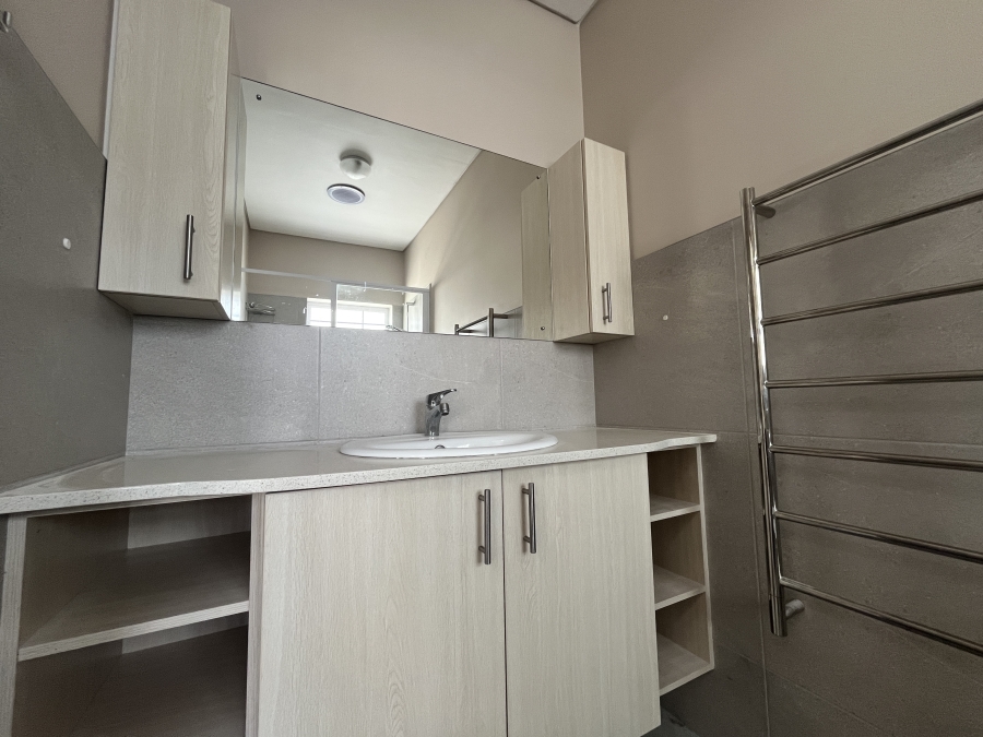 2 Bedroom Property for Sale in Heiderand Western Cape